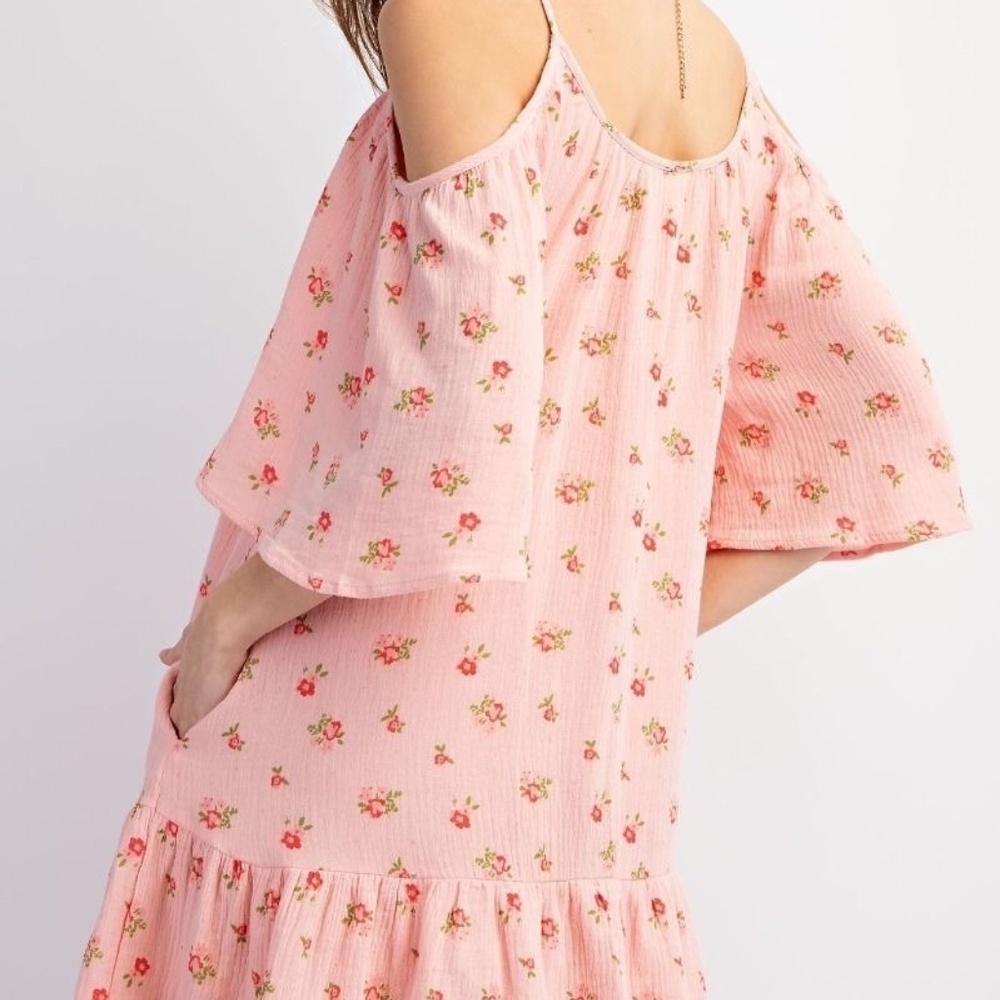 New Easel Cold Shoulder Dress Pom Pom Trim Ruffle Gauze Pink Floral Pockets - Picture 8 of 12